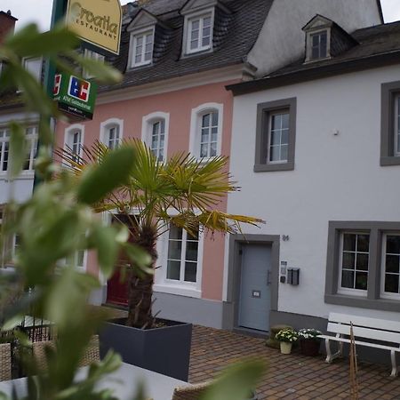 Wohnen Am Trierer Moselufer Apartment Bagian luar foto