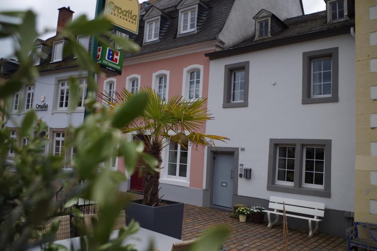 Wohnen Am Trierer Moselufer Apartment Bagian luar foto