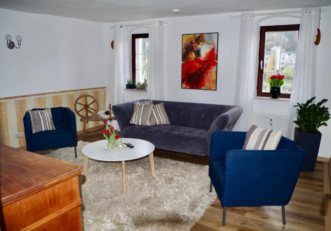 Wohnen Am Trierer Moselufer Apartment Bagian luar foto