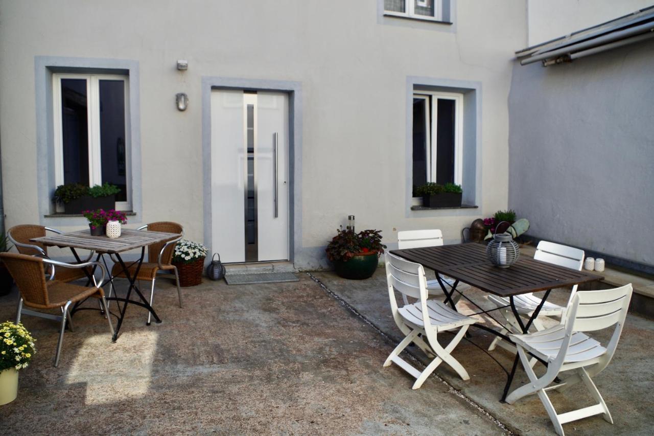 Wohnen Am Trierer Moselufer Apartment Bagian luar foto