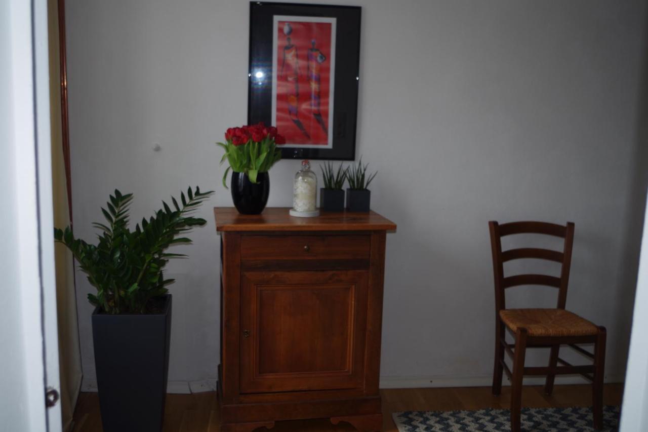 Wohnen Am Trierer Moselufer Apartment Bagian luar foto