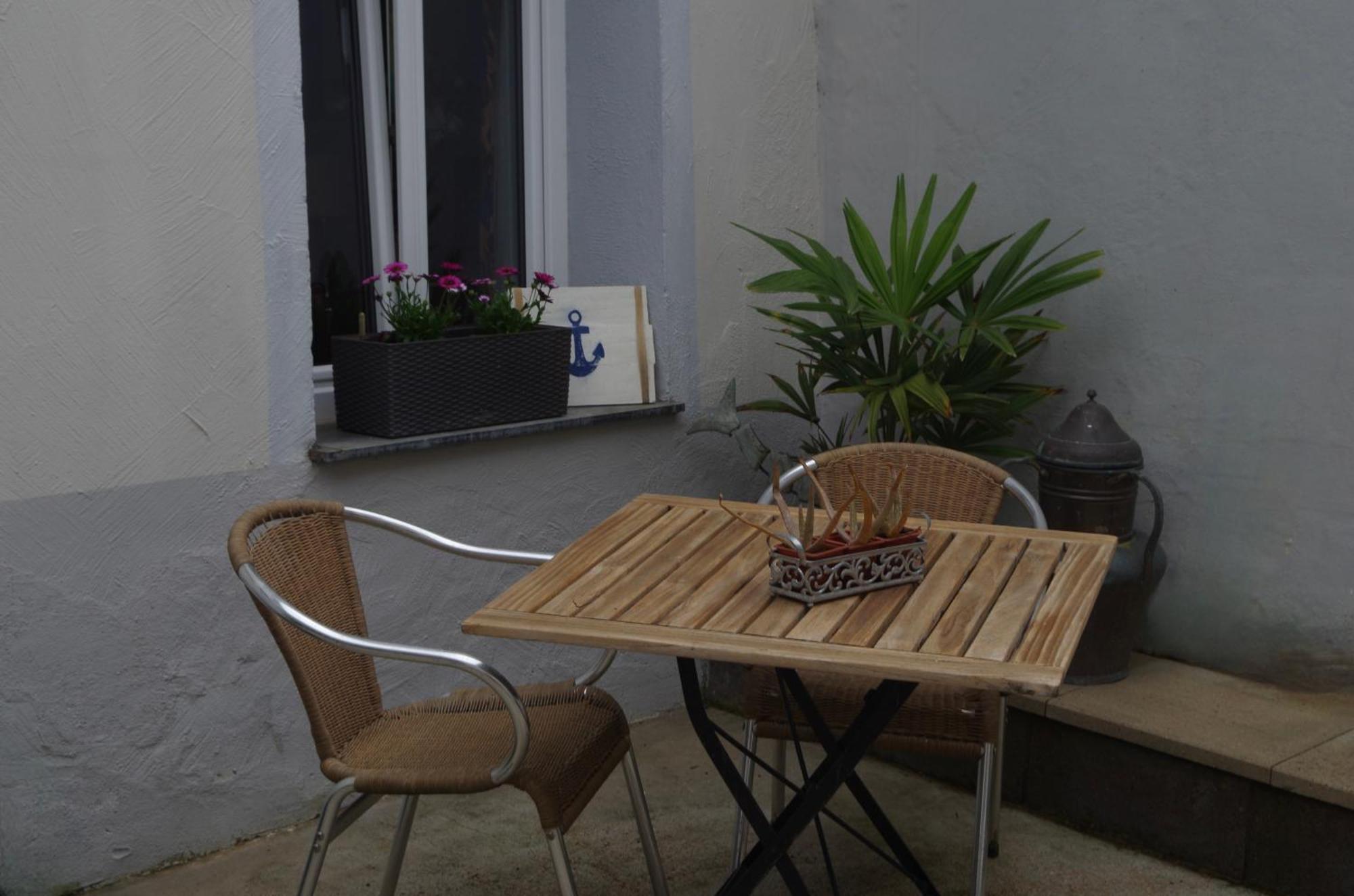 Wohnen Am Trierer Moselufer Apartment Bagian luar foto